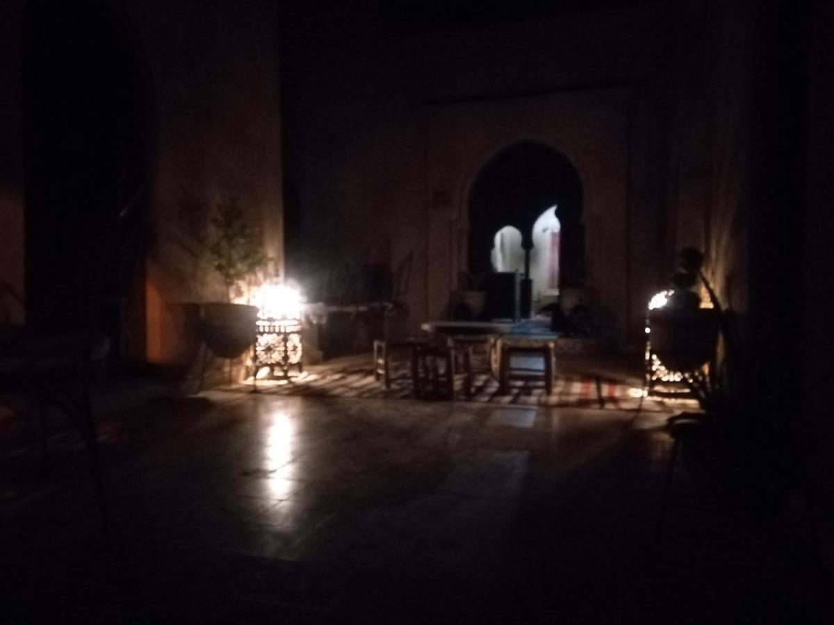 Riad Amar Мерцуга Екстериор снимка